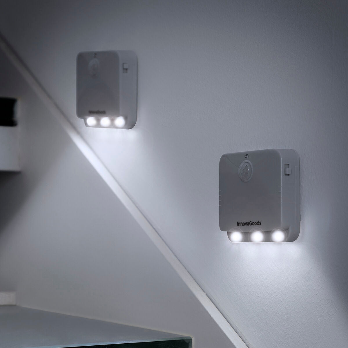 Luce LED con Sensore di Movimento - 2 Unità